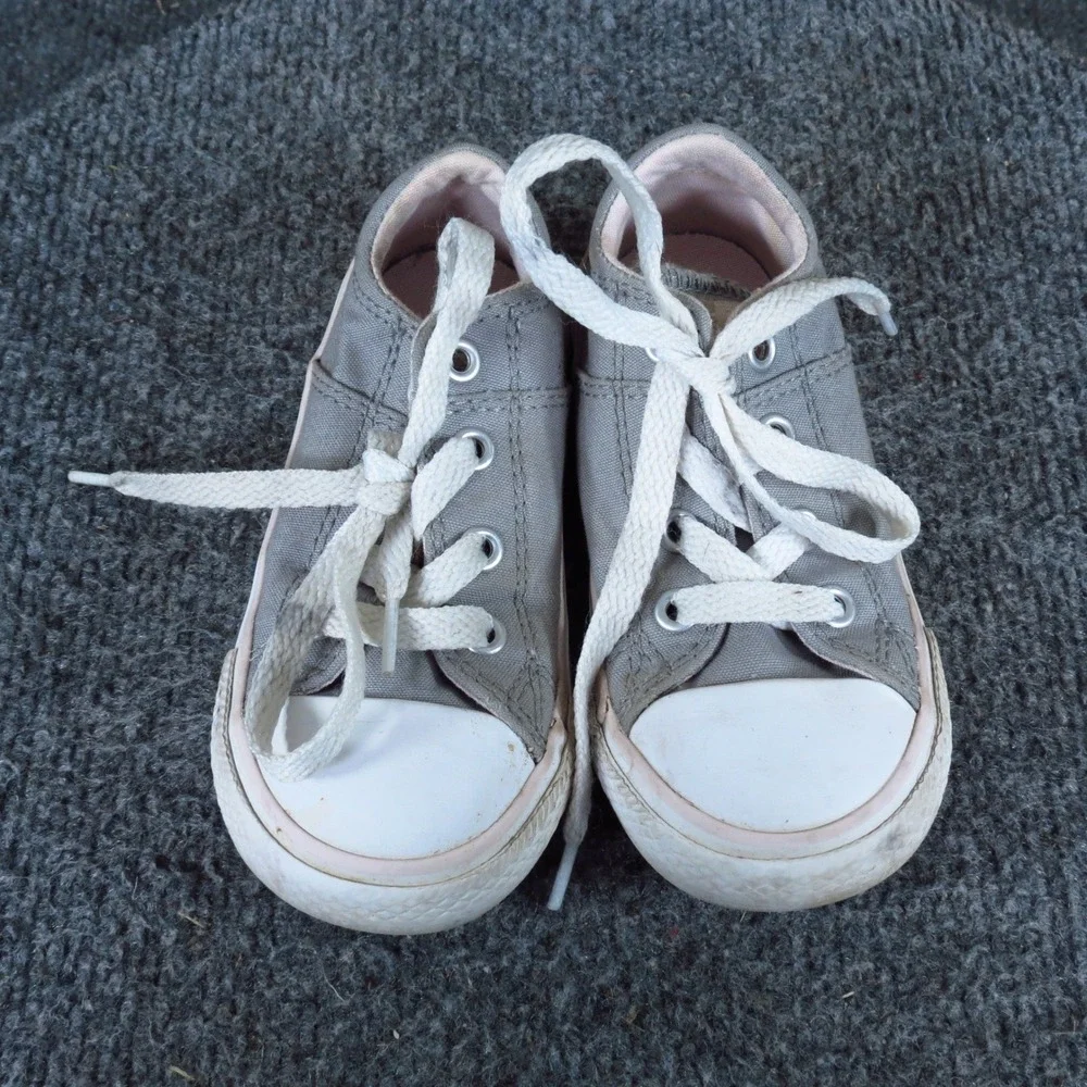 Converse Chuck Taylor All Star Infant Sneaker Size 7 Everyday Wear Gray Canvas